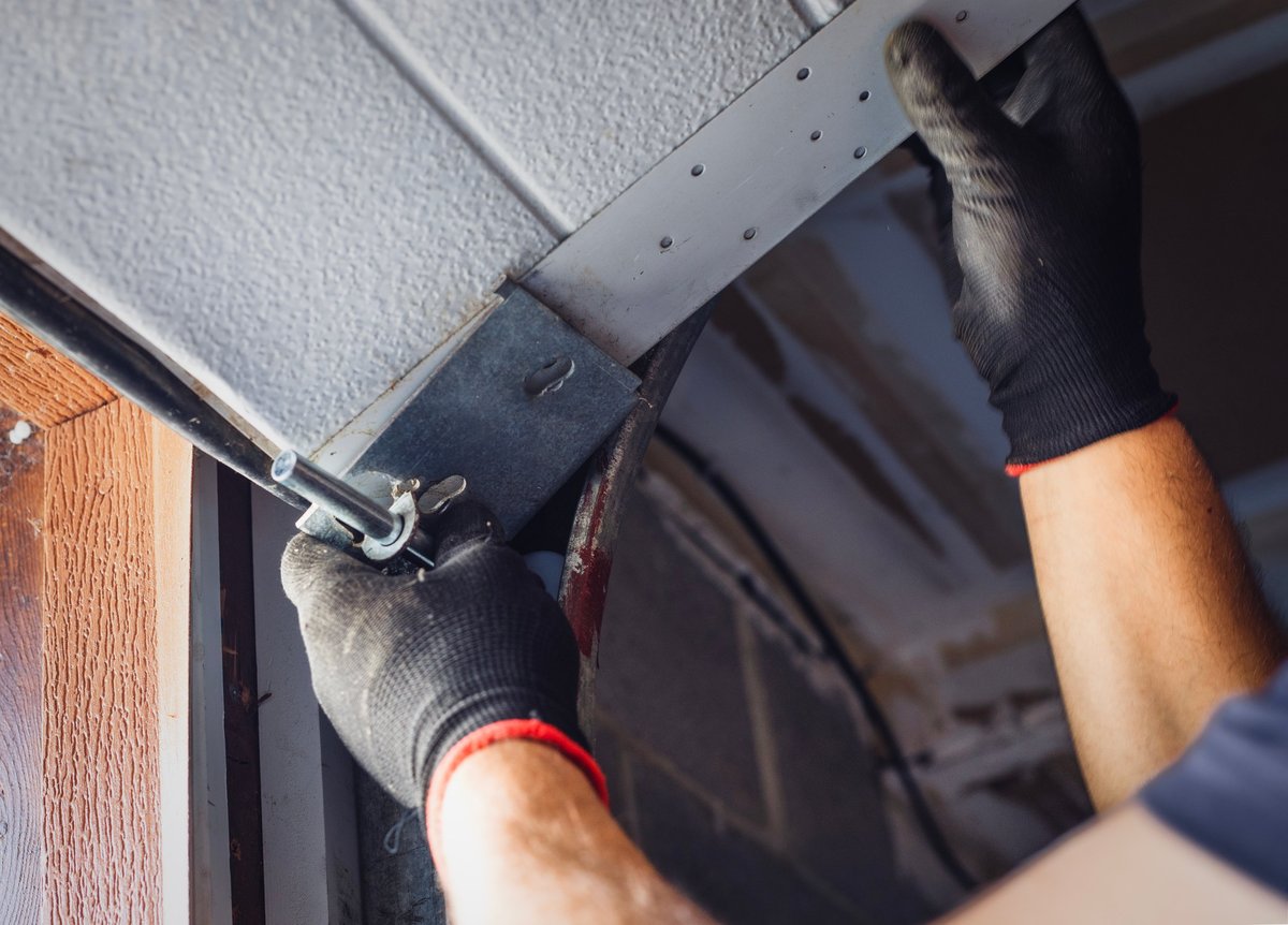 Garage door repair installation